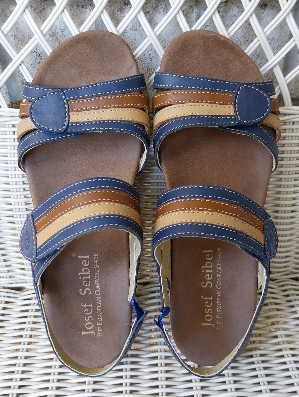 Josef Seibel Women’s Casual Comfort Sandals - Picture 3 of 7